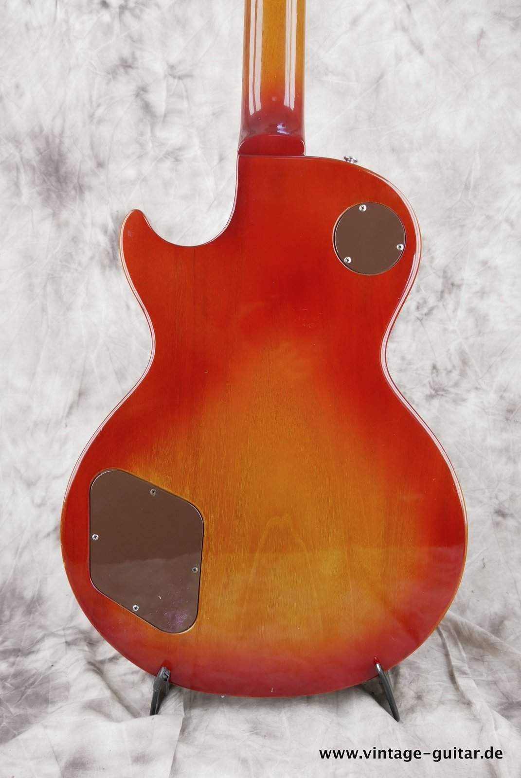 Gibson-Les-Paul Deluxe-1973-cherry-sunburst-004.JPG